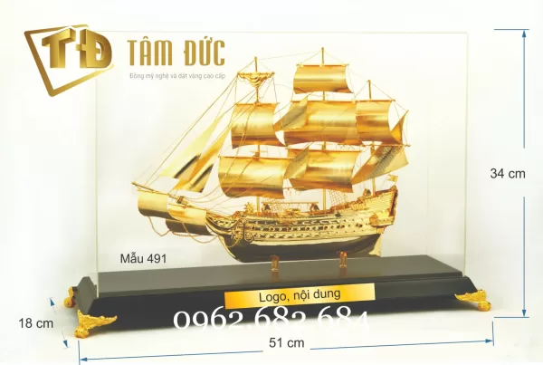 thuyền buồm mạ vàng 24k - quà tặng Trọng Tín