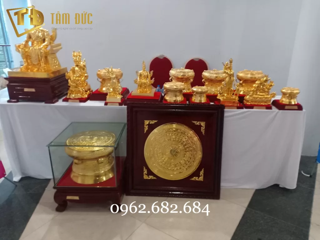 Quả trống đồng quà lưu niệm cao cấp 1